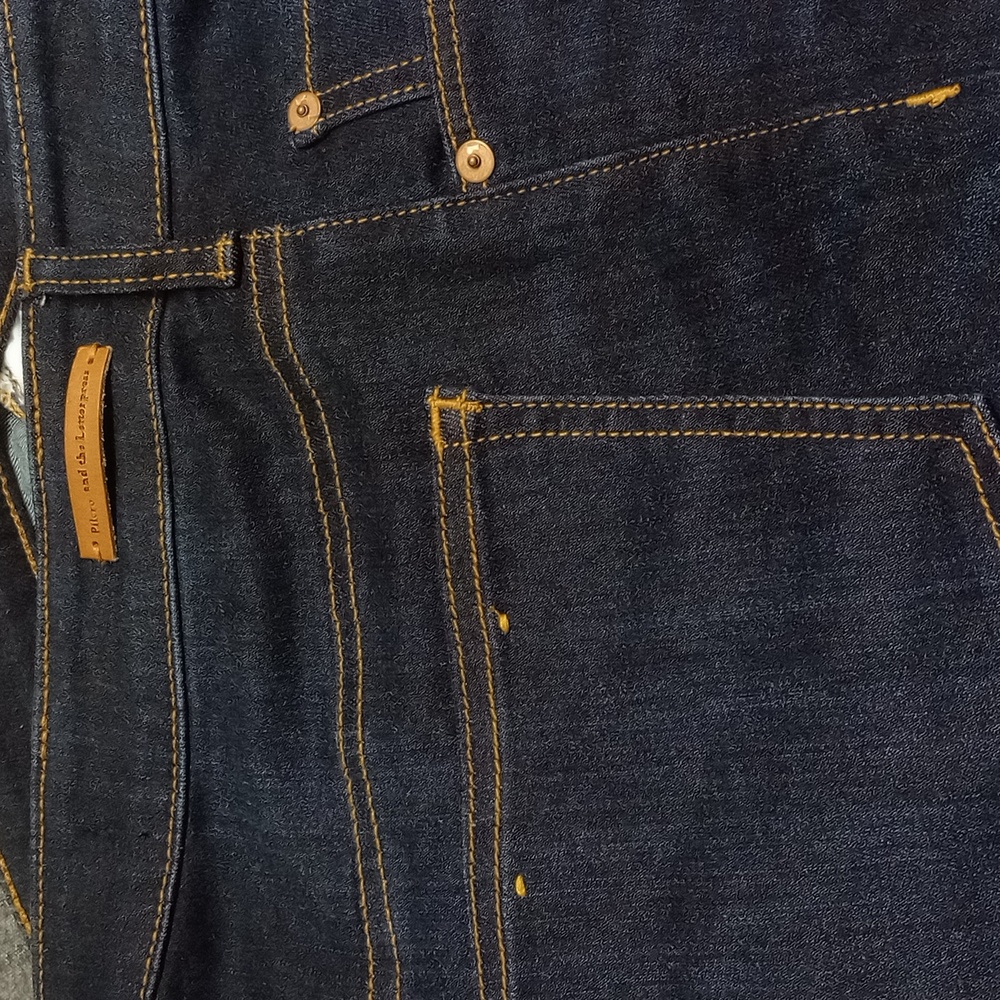 PILCRO BY ANTHROPOLOGY DARK WASH DENIM HIGH RISE BOOTCUT JEANS WITH SIDE BUTTONS - Picture 14 of 15